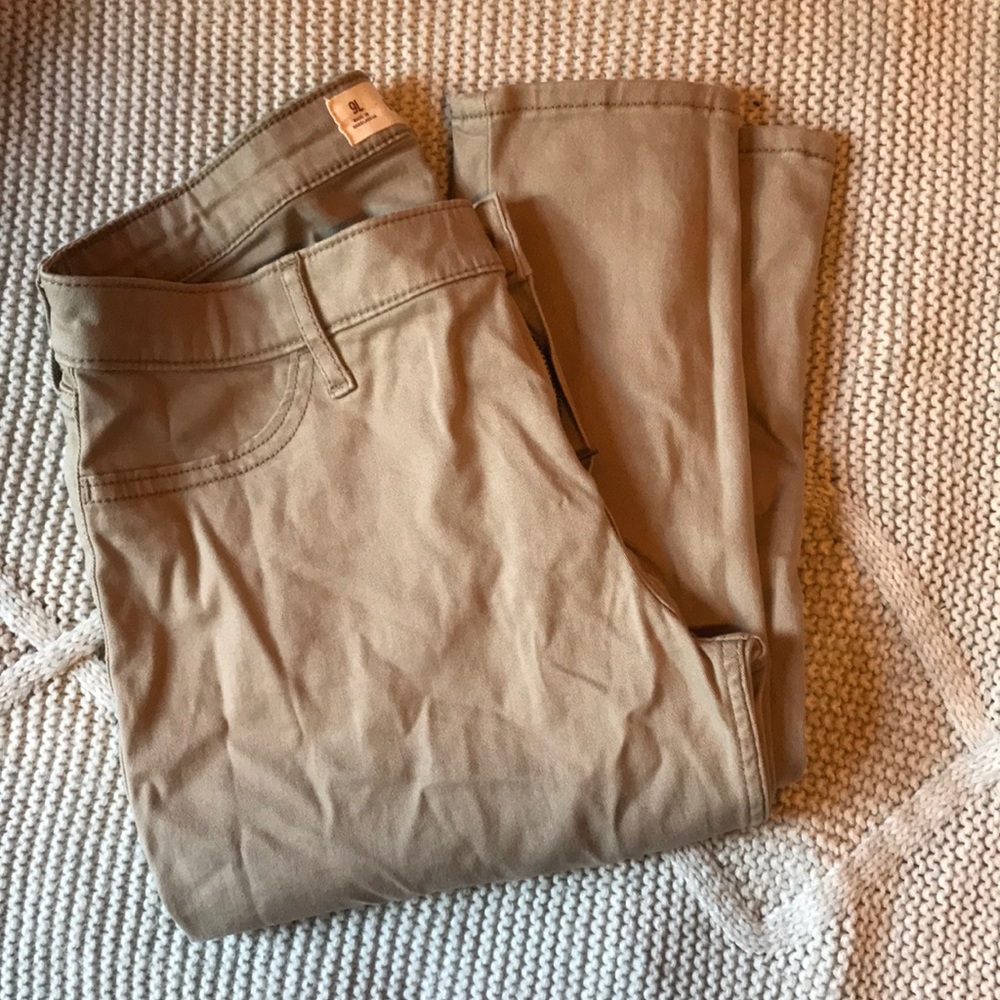 Hollister Women’s Super Skinny Khakis